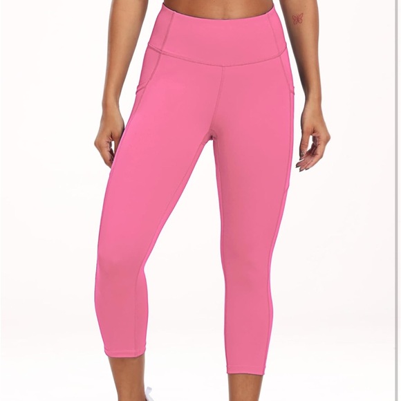 Pants - 🎀Workout/Yoga capris/legging pants high waisted dusty rose mauve comfortable🎀
